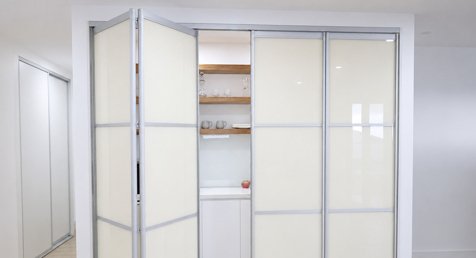 Wardrobe-Doors-banner-1